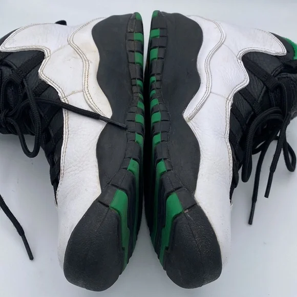 Nike Air Jordan 10 Retro BG 'Seattle' 2019 / Boys Size 6.5 Youth / 31080…